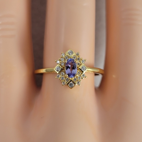 Antique Style 1/4ct Natural Tanzanite Ring - Picture 2 of 16